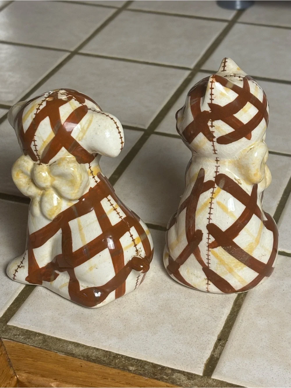1940s Braylon Laguna pottery patchwork stripes calico salt and pepper shaker set